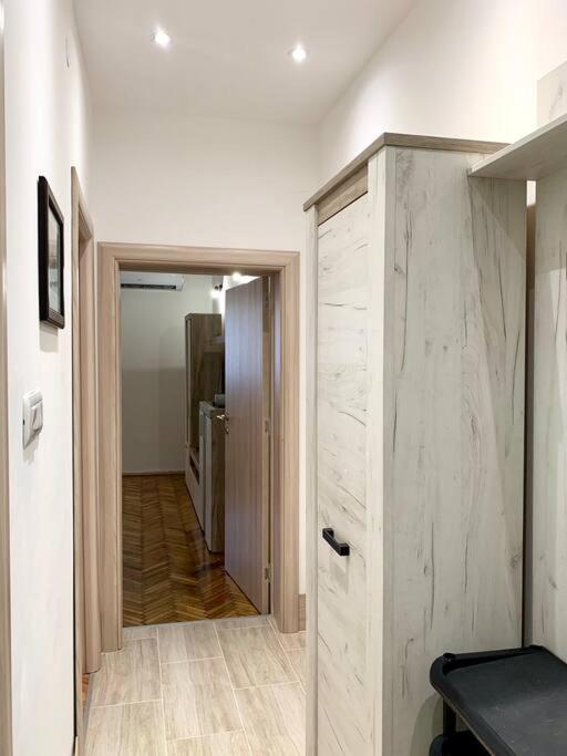 Central City Apartment Üsküp Dış mekan fotoğraf